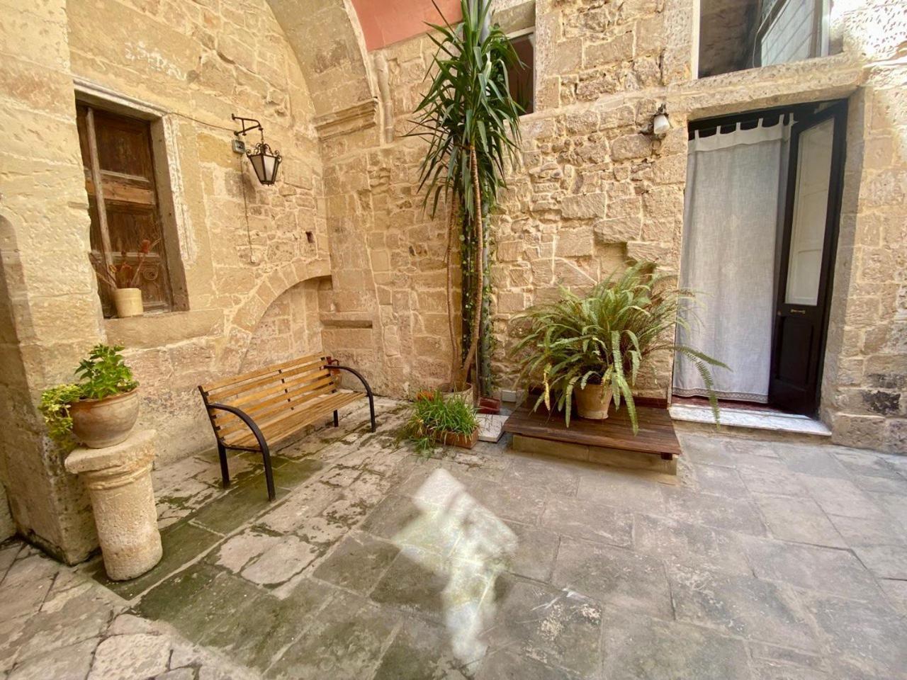 Antica Lecce Apartment Bagian luar foto